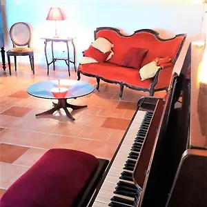 Le M Marie Galante Grand-Bourg (Marie Galante)